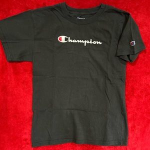 Champion authentic size YL boy t-shirt
